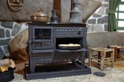Uras-016 Premium Fırınlı Şömine Soba resmi