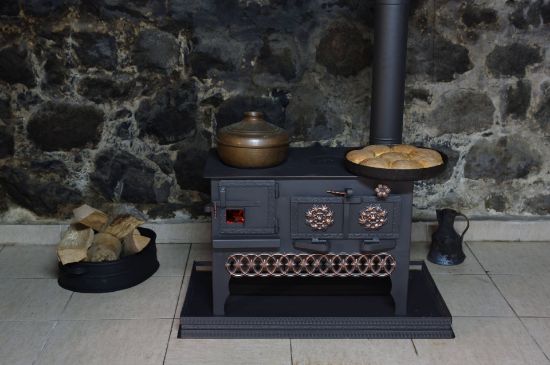 Yandan Fırınlı Odun Kuzinesi Isıtma  Pişirme Sobası Bakır Eskitme resmi